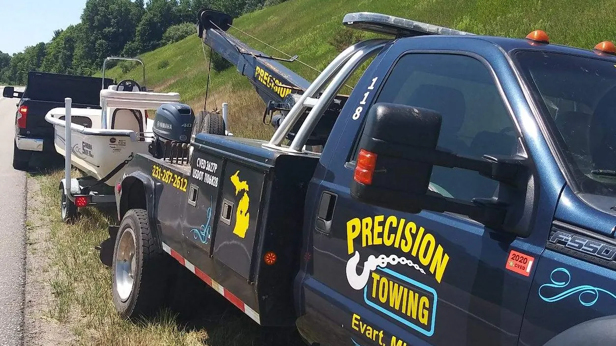 Towing near Reed City, MI - Precision Towing